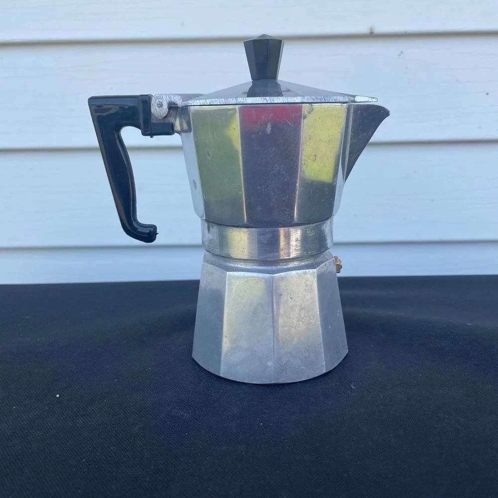 Medaglia d'Oro Vintage Italian Aluminum Stovetop Espresso Moka Pot Silver Small